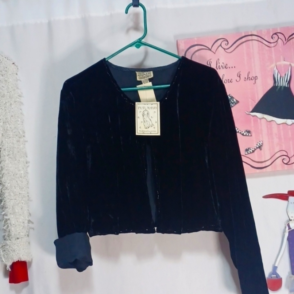 Putumayo collection TOP JACKET SIZE LARGE BLACK RAYON Velvet